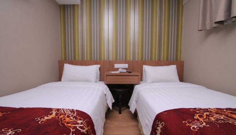 Likas Square Apartment Hotel Kota Kinabalu Extérieur photo