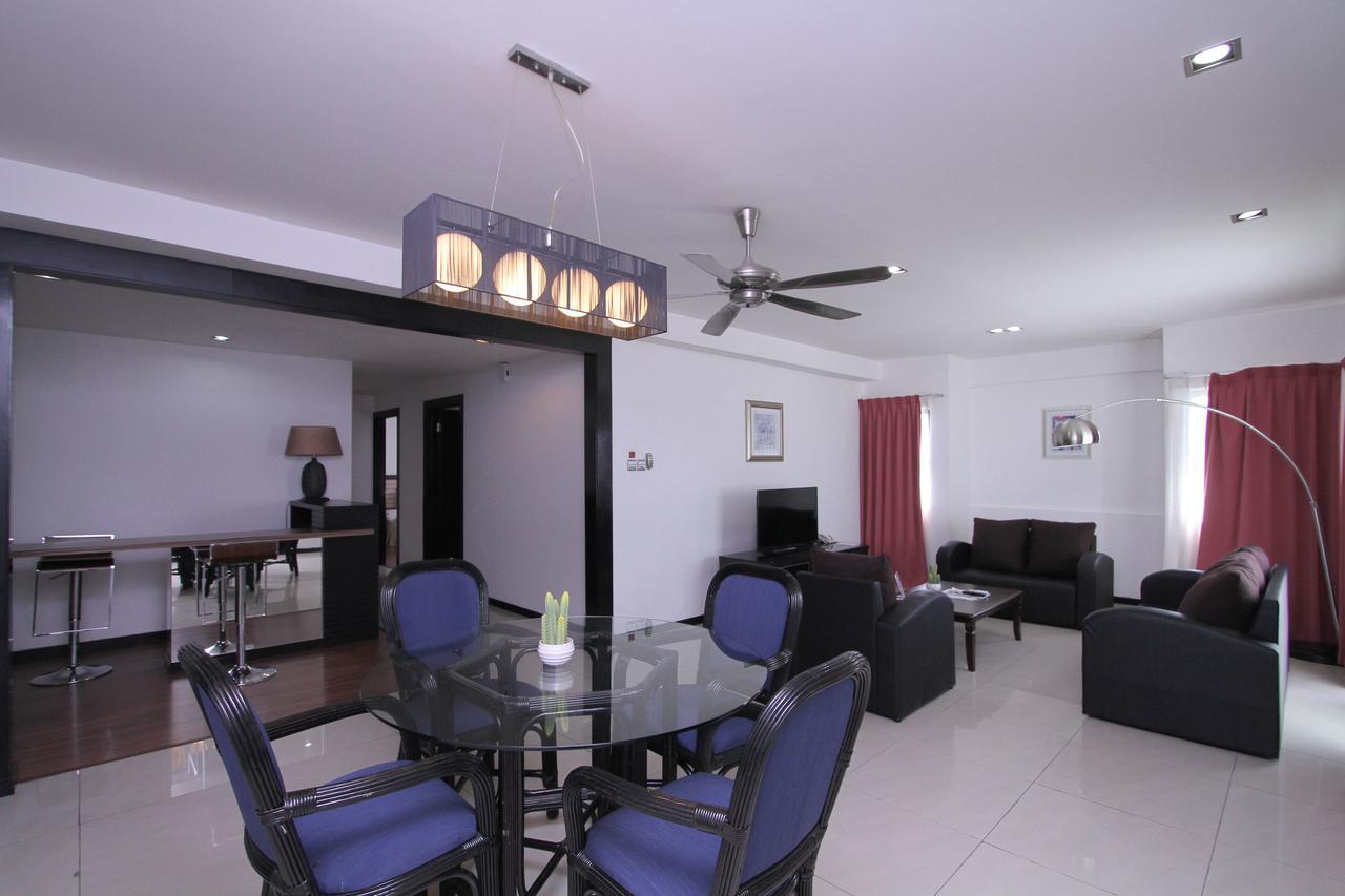 Likas Square Apartment Hotel Kota Kinabalu Extérieur photo