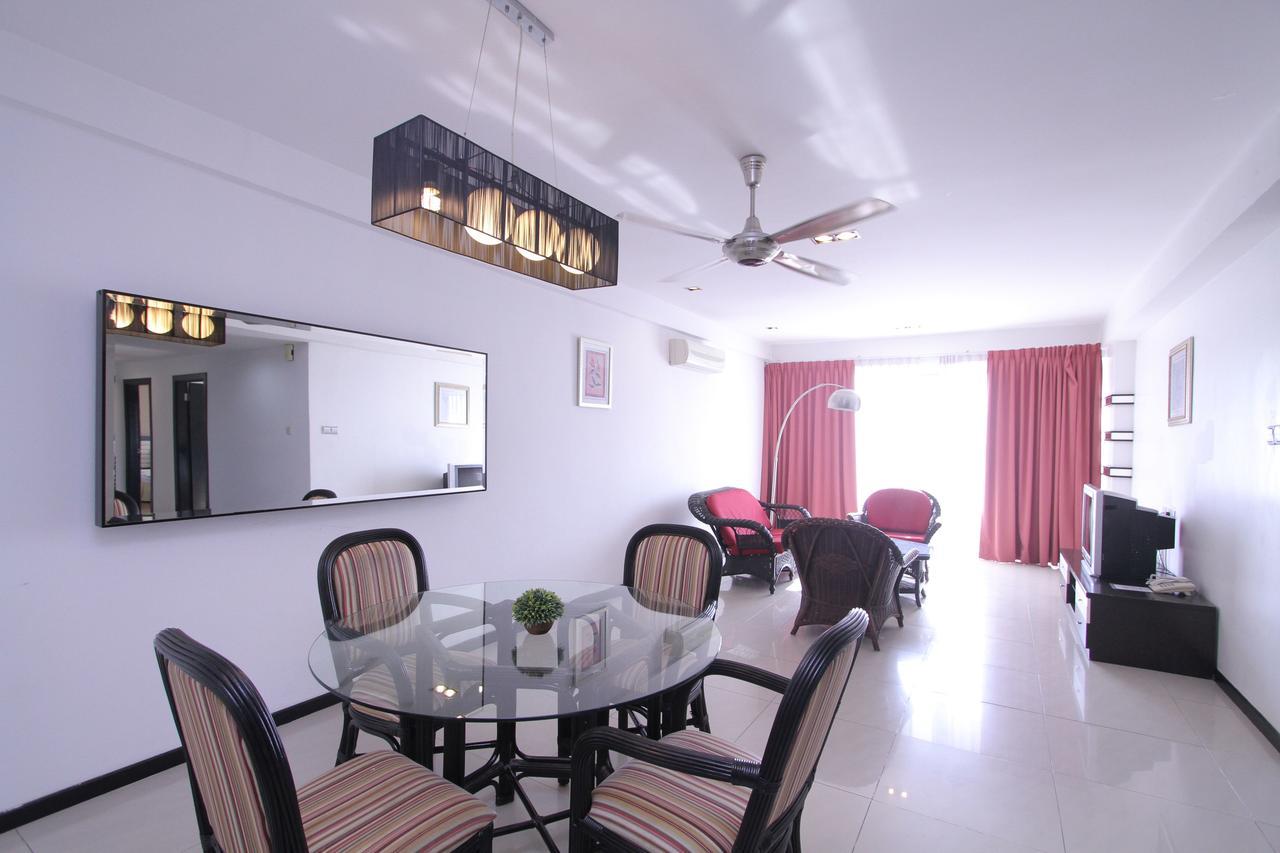 Likas Square Apartment Hotel Kota Kinabalu Extérieur photo